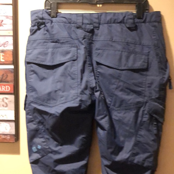 PWDR ROOM Blue cargo Snowboard pants - Picture 9 of 15